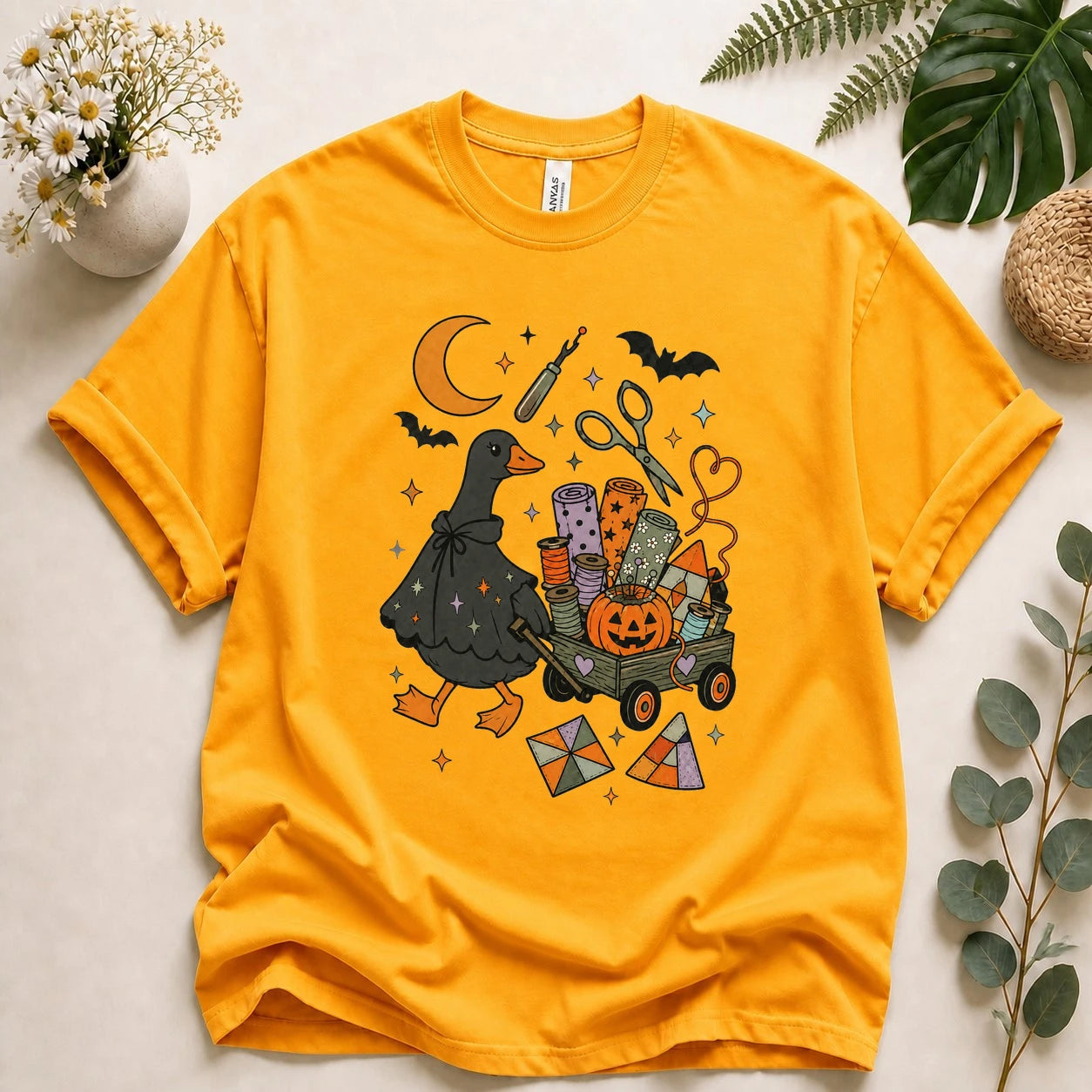 Halloween Sewing Goose Shirt – Funny Quilting Ghost T-Shirt, Spooky Sewist & Quilter Gift