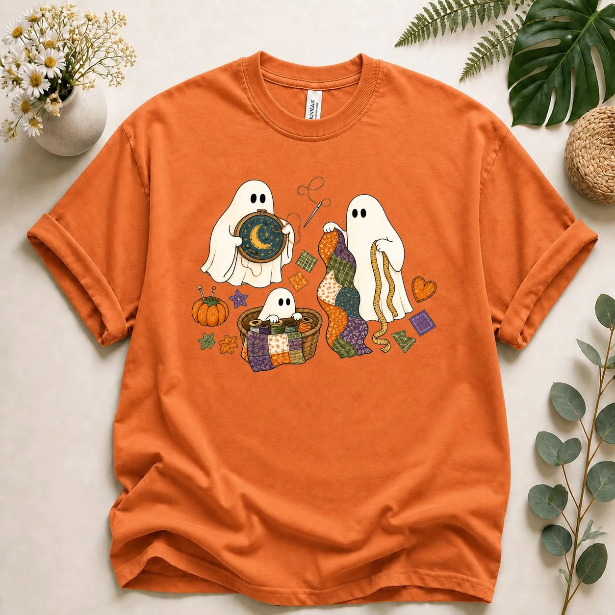 Halloween Quilting Ghost Shirt – Cute Sewing T-Shirt, Spooky Sewist & Quilter Gift