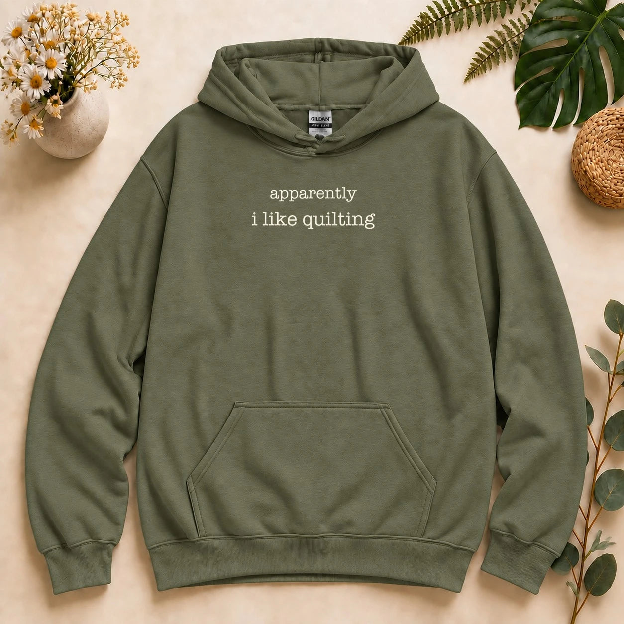 Apparently I Like Quilting – Funny Quilter Gift, Minimalist Quilt Lover Hoodie