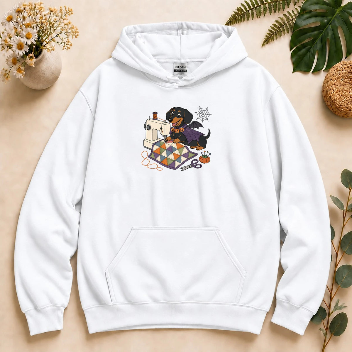 Halloween Sewing Dachshund – Cute Quilter Gift, Spooky Dog Lover Hoodie