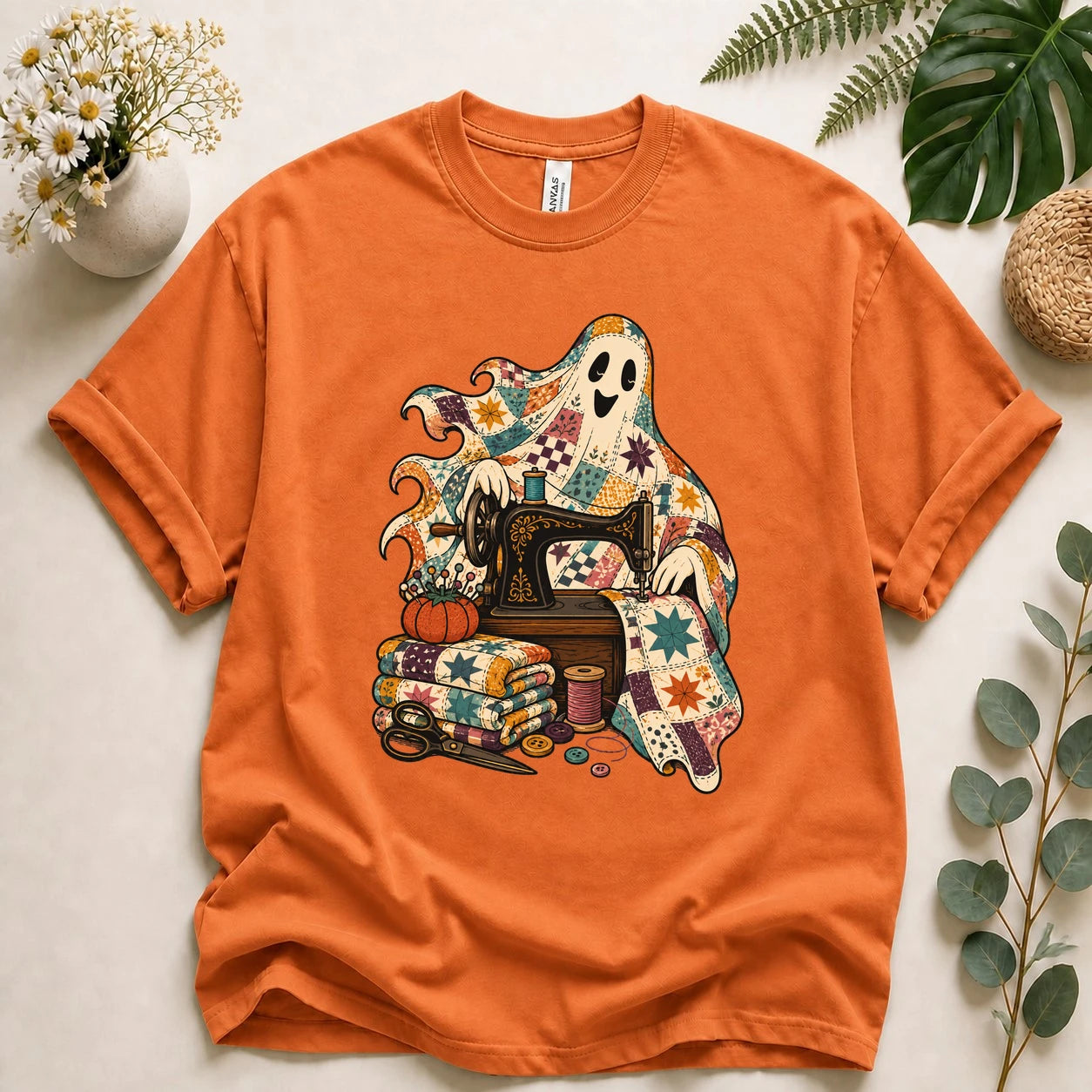 Ghost Quilting Sewing – Halloween Quilter Gift, Patchwork Crafter T-Shirt