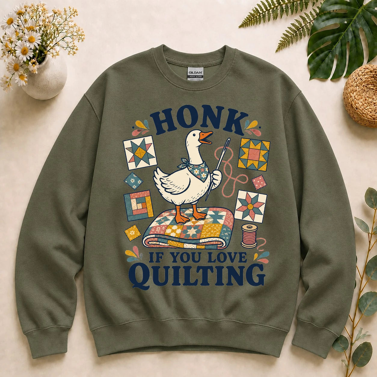 Honk If You Love Quilting Sweatshirt – Funny Goose Quilter Sewing Crewneck