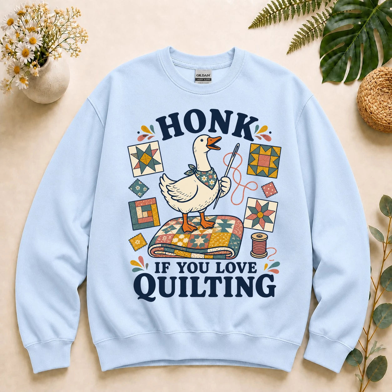 Honk If You Love Quilting Sweatshirt – Funny Goose Quilter Sewing Crewneck