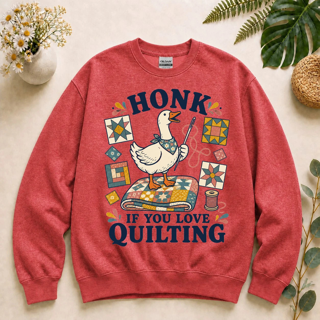 Honk If You Love Quilting Sweatshirt – Funny Goose Quilter Sewing Crewneck