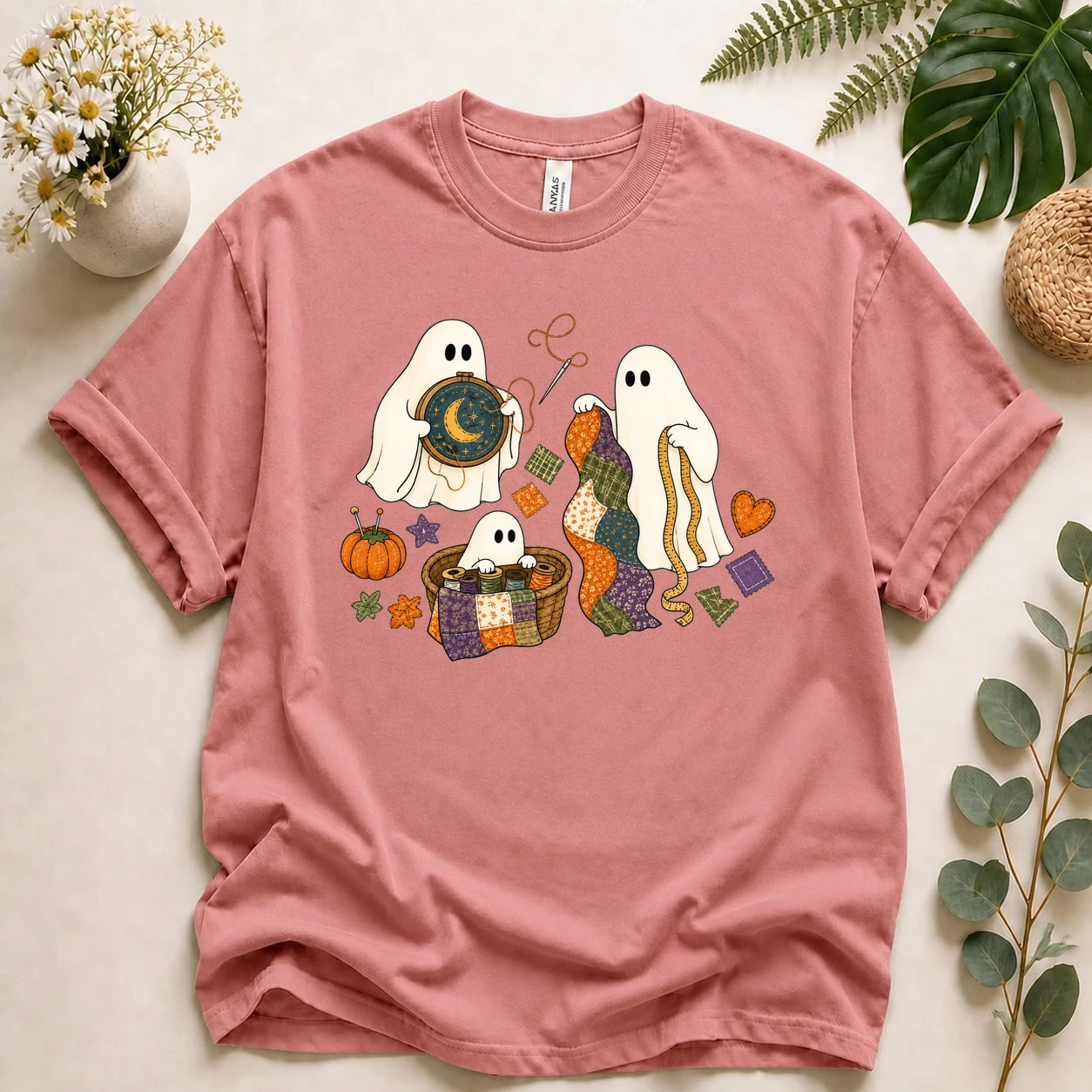 Halloween Quilting Ghost Shirt – Cute Sewing T-Shirt, Spooky Sewist & Quilter Gift