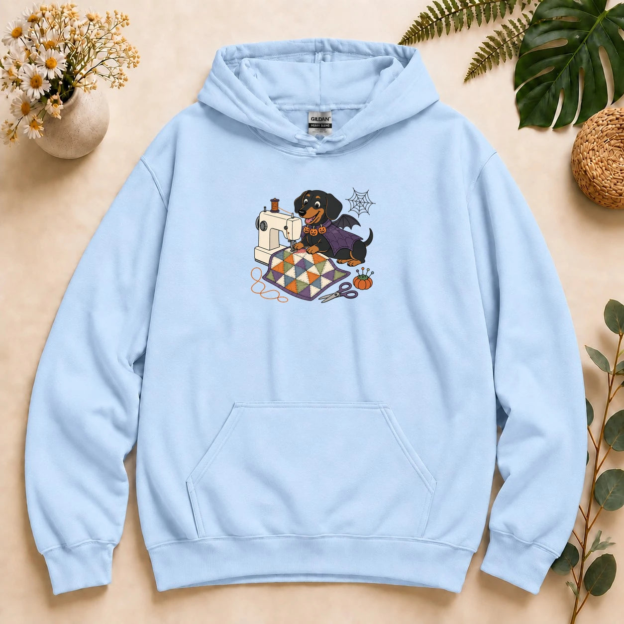 Halloween Sewing Dachshund – Cute Quilter Gift, Spooky Dog Lover Hoodie