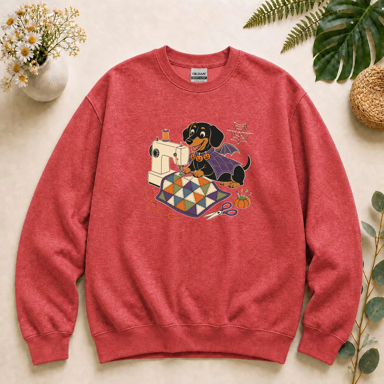 Halloween Sewing Dachshund – Cute Quilter Gift, Spooky Dog Lover Sweatshirt