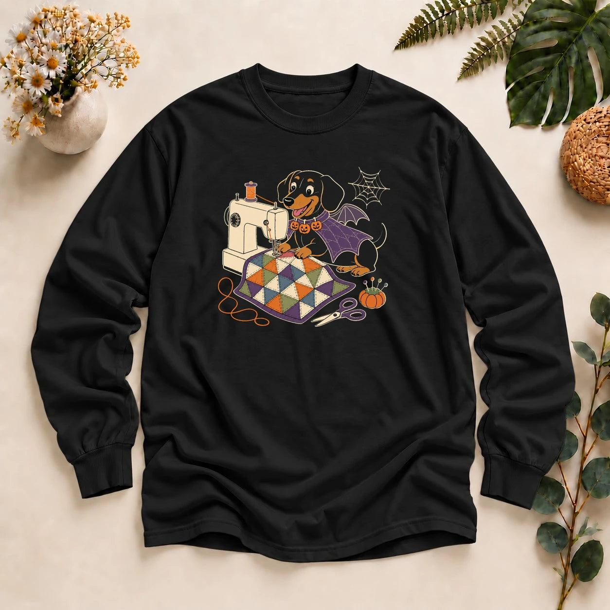 Halloween Sewing Dachshund – Cute Quilter Gift, Spooky Dog Lover Long Sleeve T-Shirt