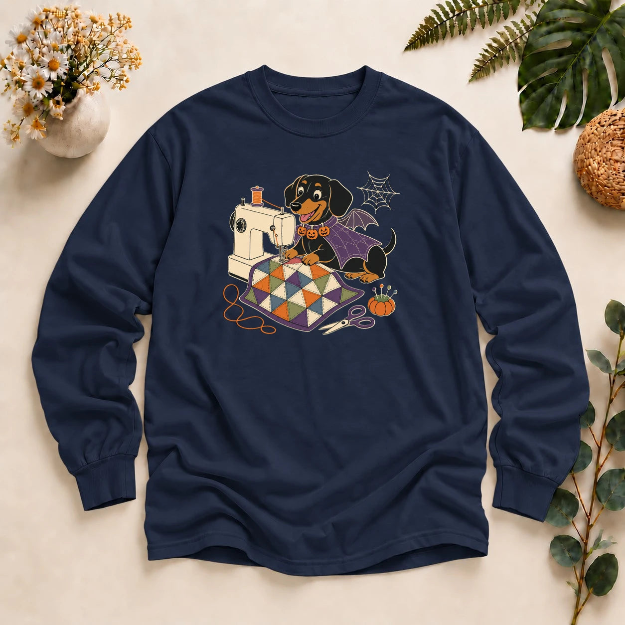 Halloween Sewing Dachshund – Cute Quilter Gift, Spooky Dog Lover Long Sleeve T-Shirt