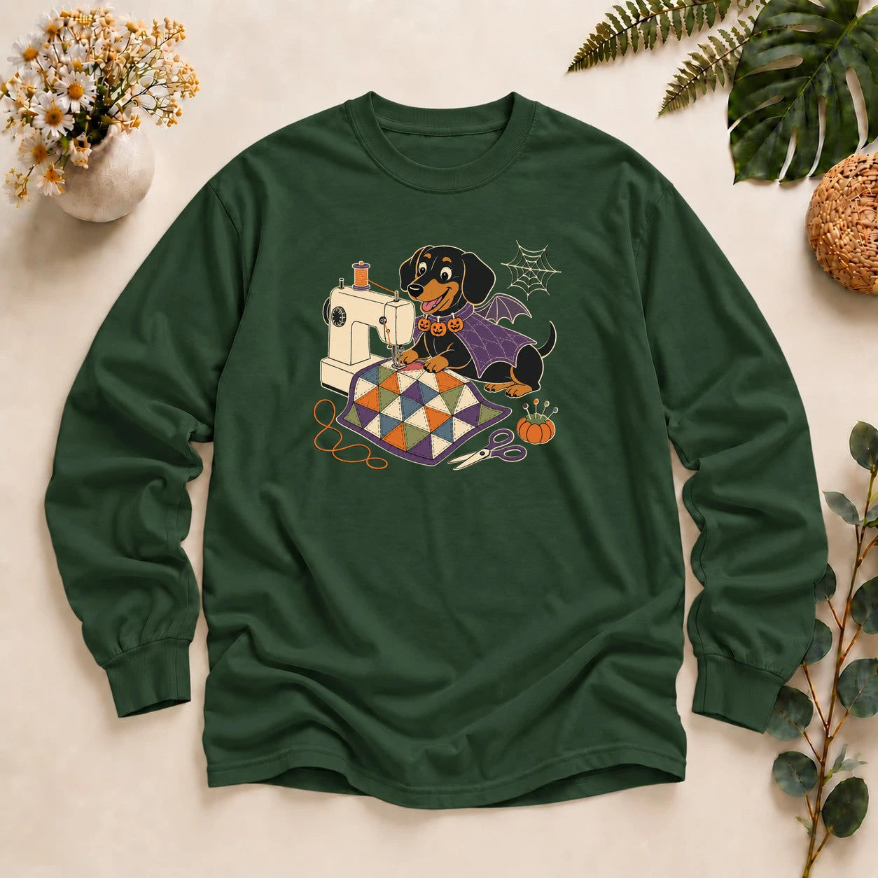Halloween Sewing Dachshund – Cute Quilter Gift, Spooky Dog Lover Long Sleeve T-Shirt