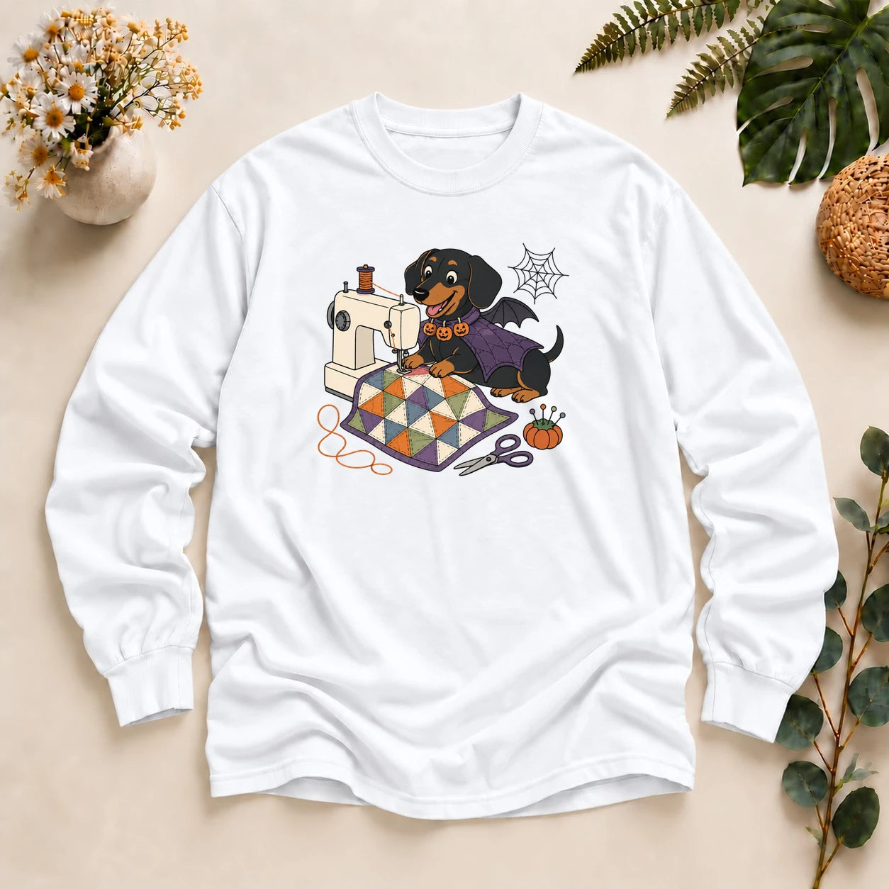 Halloween Sewing Dachshund – Cute Quilter Gift, Spooky Dog Lover Long Sleeve T-Shirt