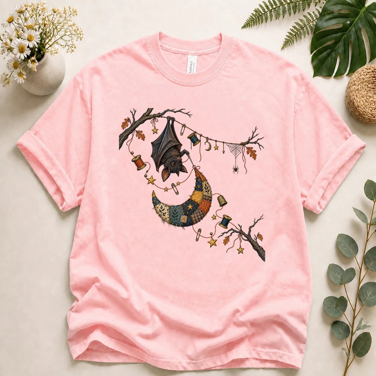 Bat Sewing Moon – Halloween Quilter Gift, Patchwork Crafter T-Shirt