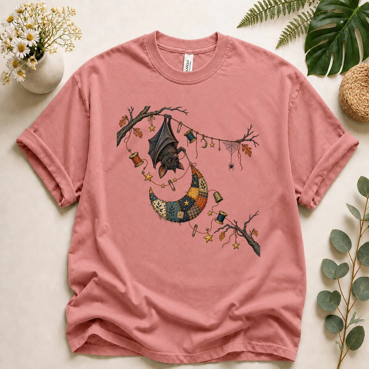 Bat Sewing Moon – Halloween Quilter Gift, Patchwork Crafter T-Shirt