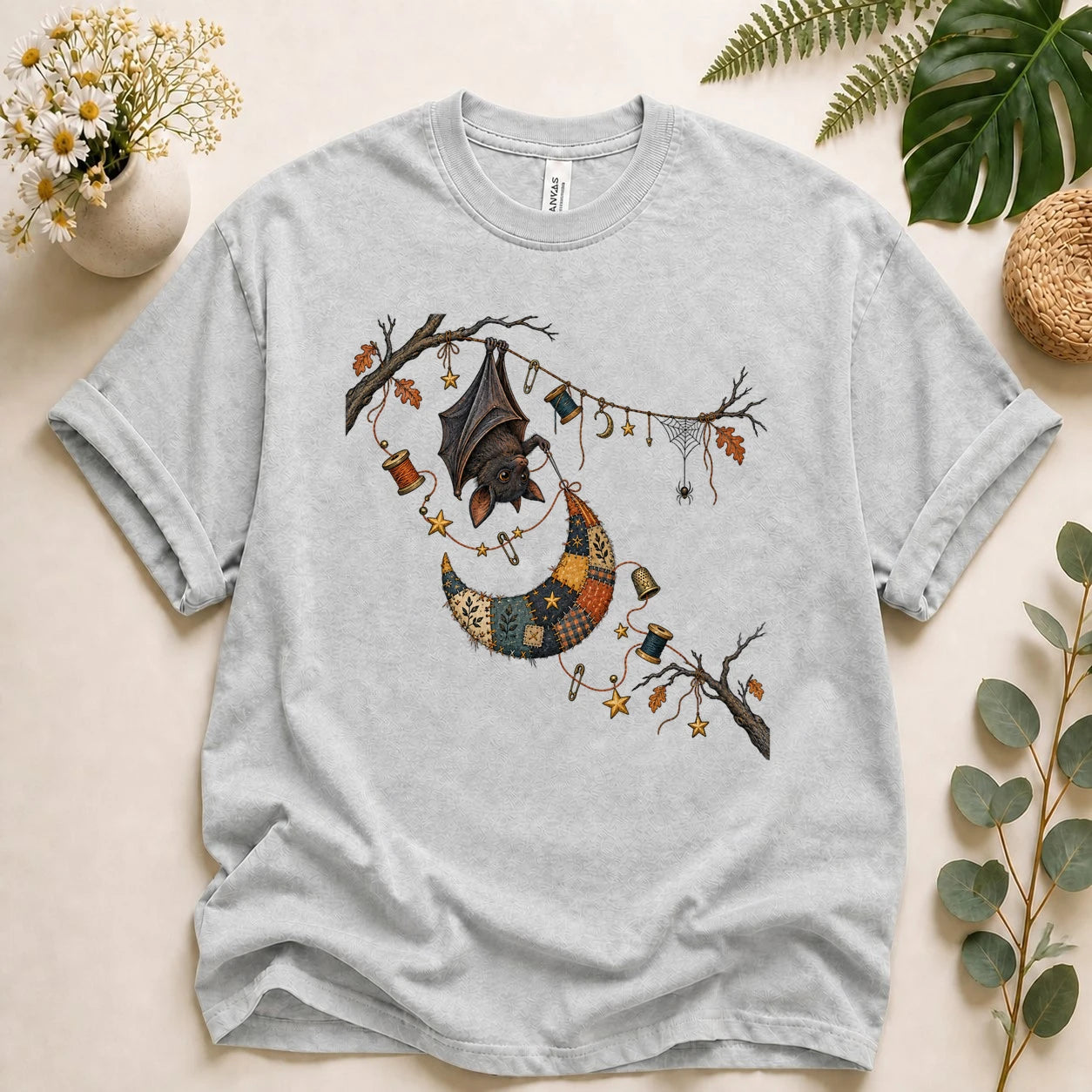 Bat Sewing Moon – Halloween Quilter Gift, Patchwork Crafter T-Shirt