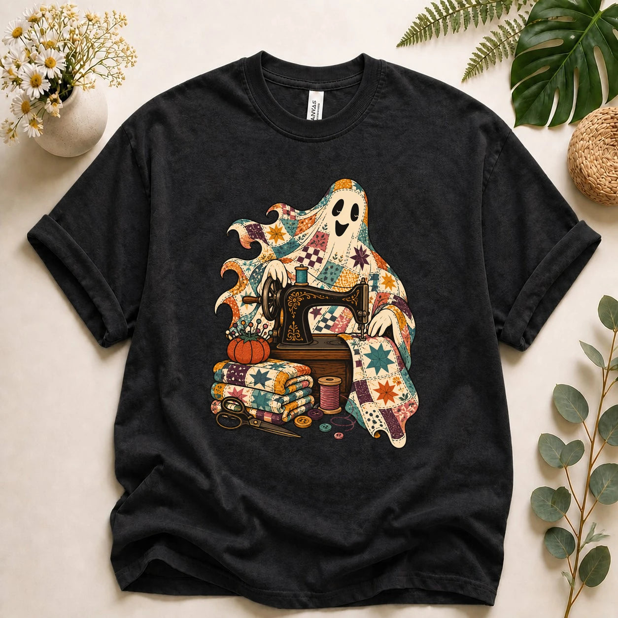 Ghost Quilting Sewing – Halloween Quilter Gift, Patchwork Crafter T-Shirt