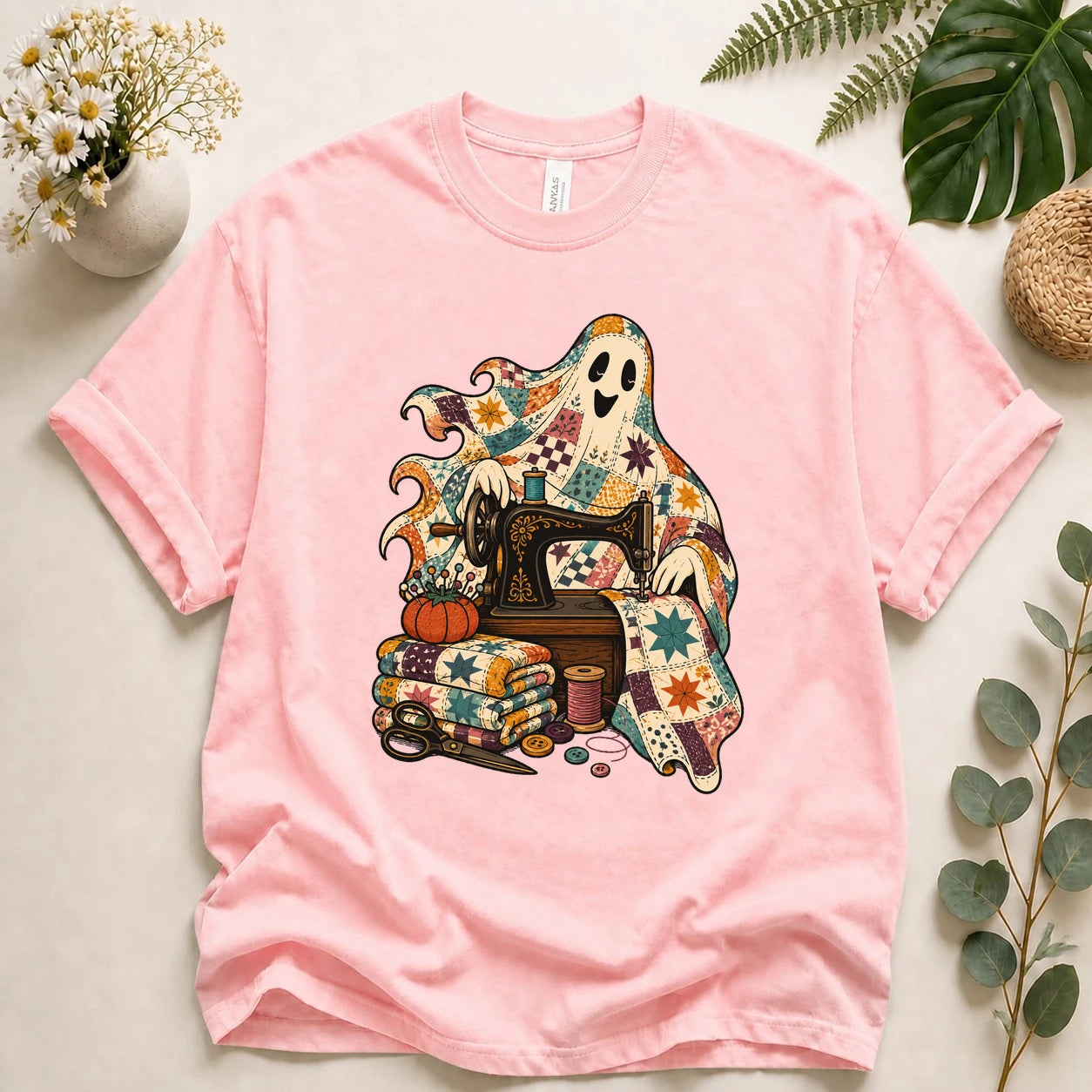 Ghost Quilting Sewing – Halloween Quilter Gift, Patchwork Crafter T-Shirt