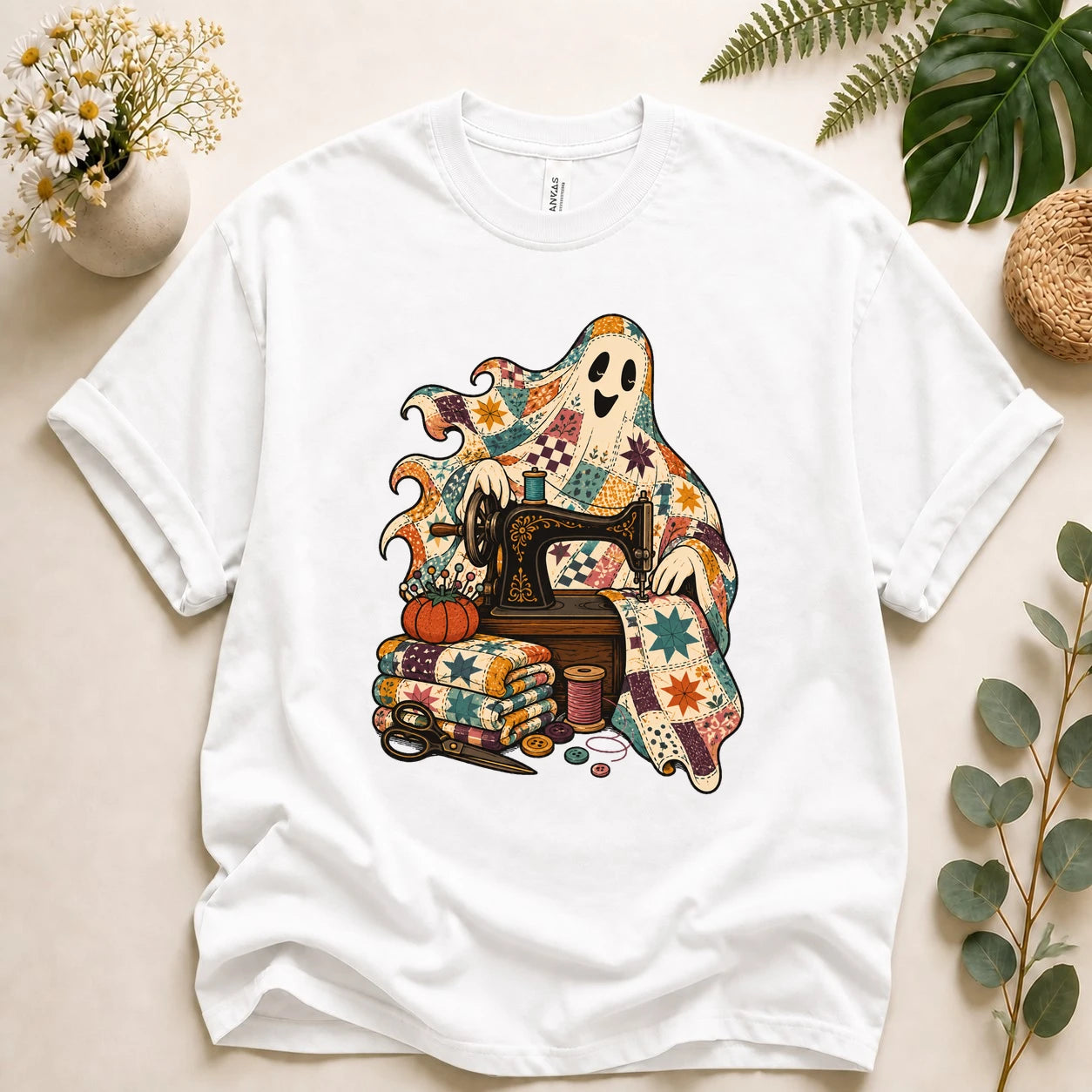 Ghost Quilting Sewing – Halloween Quilter Gift, Patchwork Crafter T-Shirt